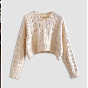Cream/white cropped cable knit pullover